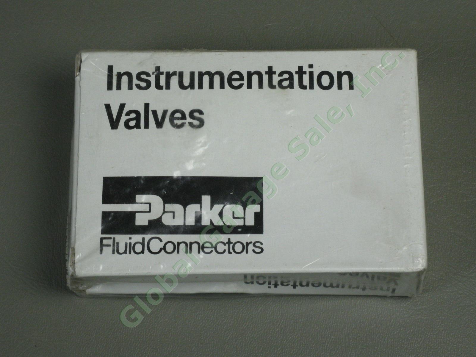 Parker CO Check Valve 8Q8Q1-C08L-1-V-SS 1/2" Flourocarbon Stainless Steel NPT