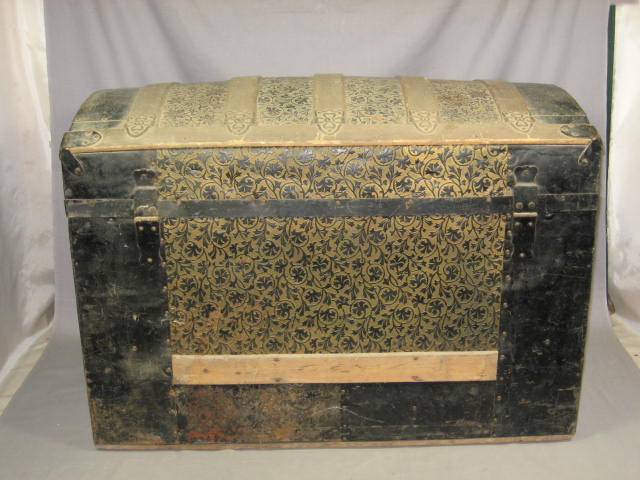 Antique Dome Top Humpback Hump Back Steamer Trunk Chest 4