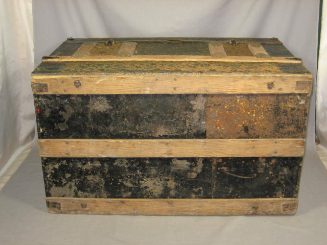 Antique Dome Top Humpback Hump Back Steamer Trunk Chest 8