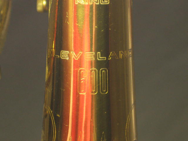 Vintage King Cleveland 600 Trumpet W/ Hard Case + Books 11