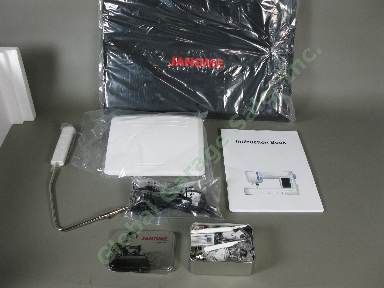 Janome Skyline S7 Sewing Quilting Machine Barely Used! Mint Condition! Orig Box! 10