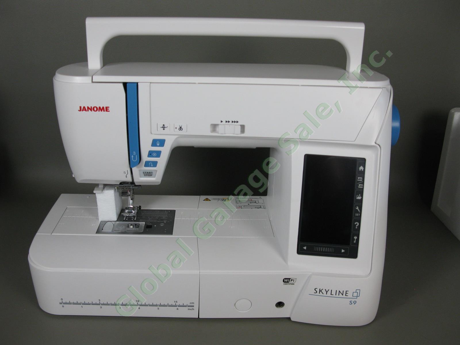Janome Skyline S9 Sewing + Embroidery Machine Mint Condition! Barely Used! 1