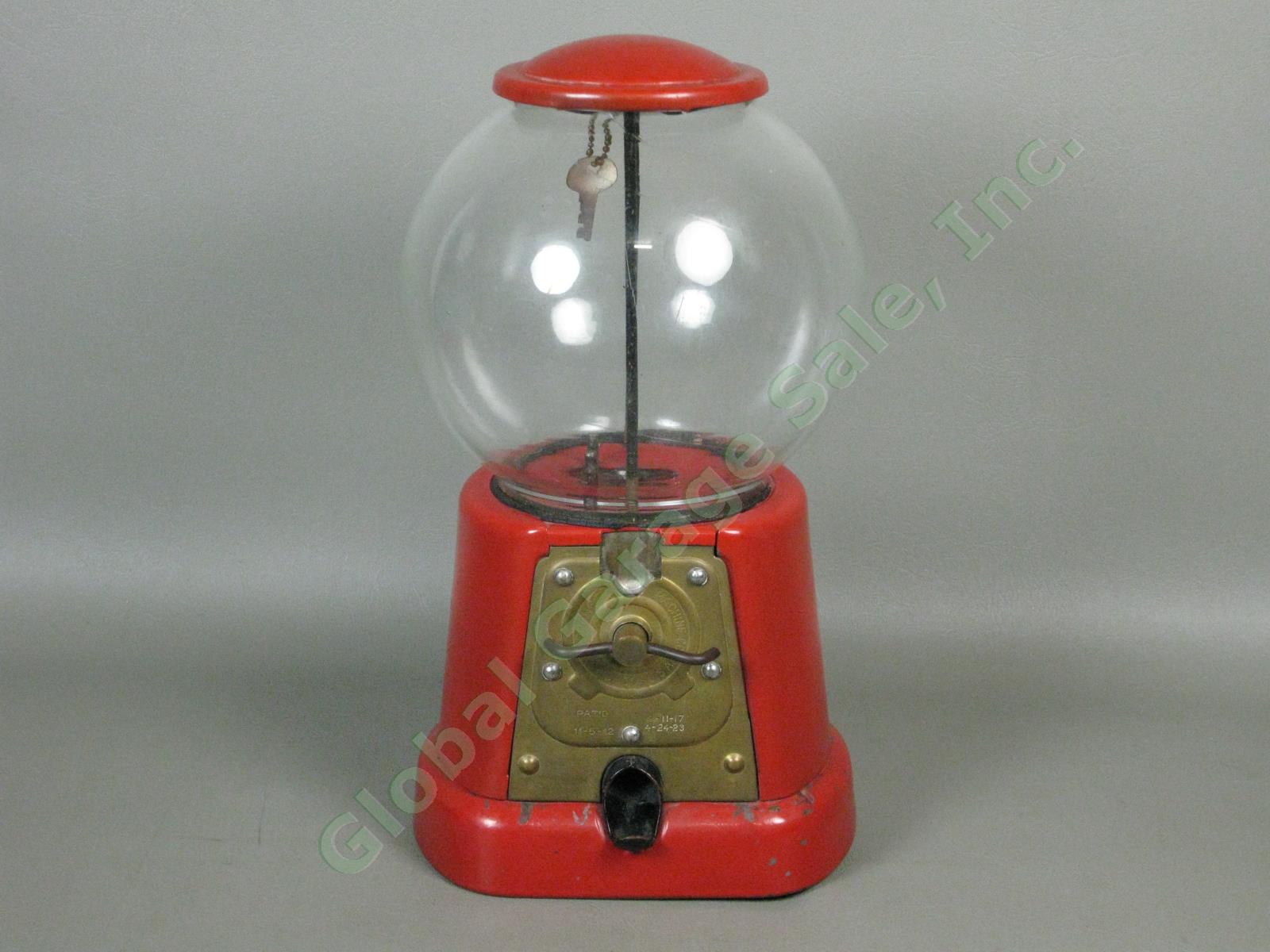 Vtg Antique Advance Gumball Machine Chicago IL Patent 1923 w/Globe + Key Works!