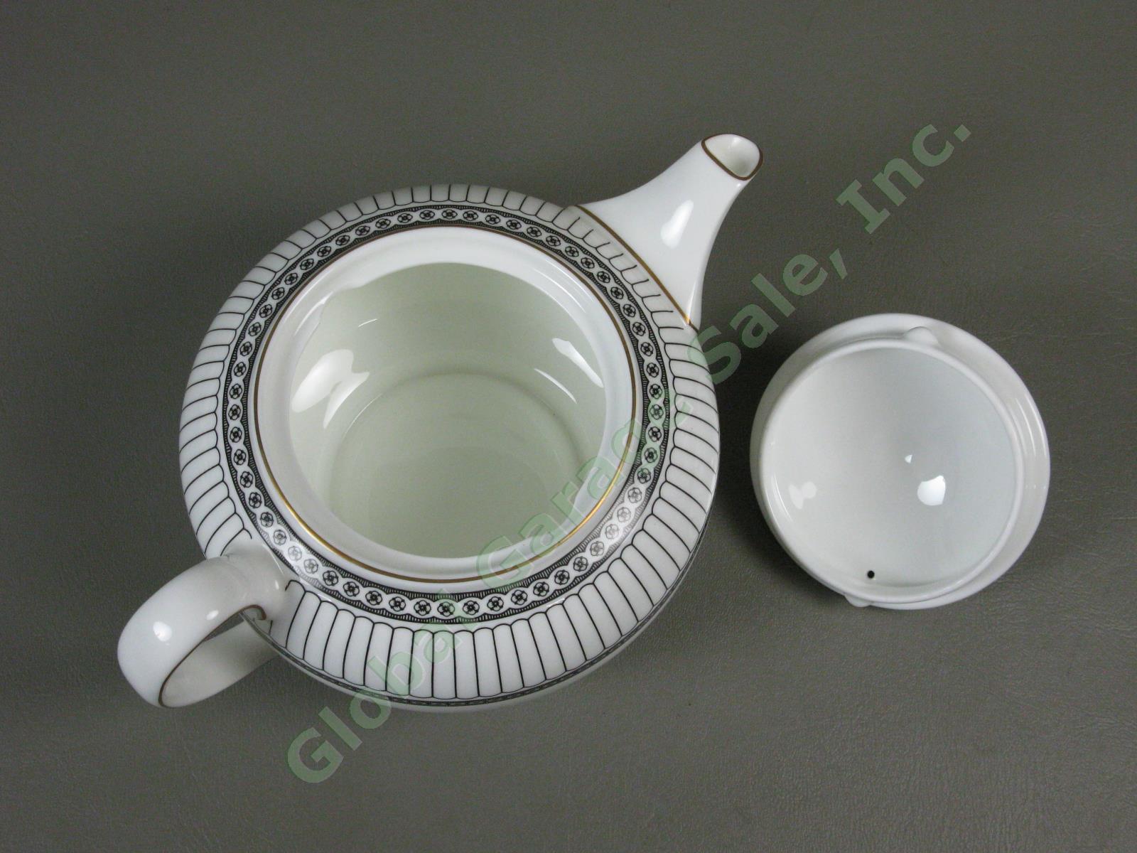 RARE 4 Cup Teapot & Lid Wedgwood Colonnade Black England Bone China Tea Pot NR 5