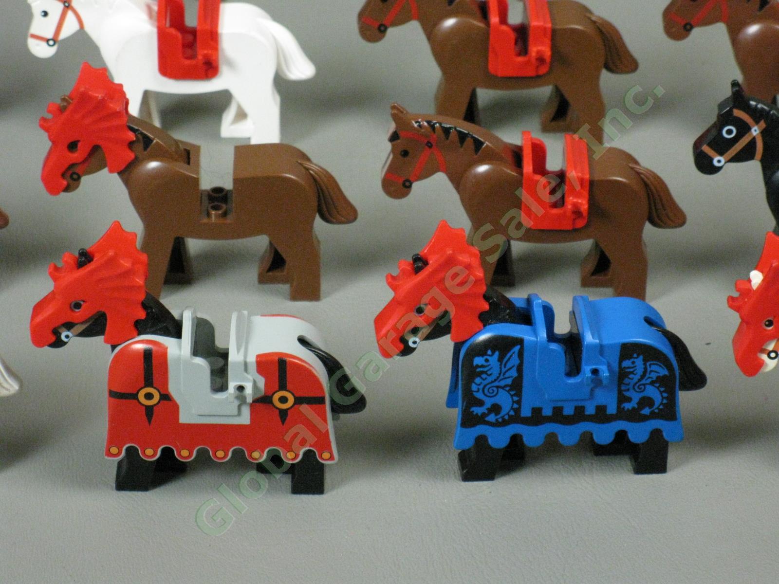 Huge Lot 29 Lego Horse Figure Minifigure Set Black White Brown Barding Saddle NR 2
