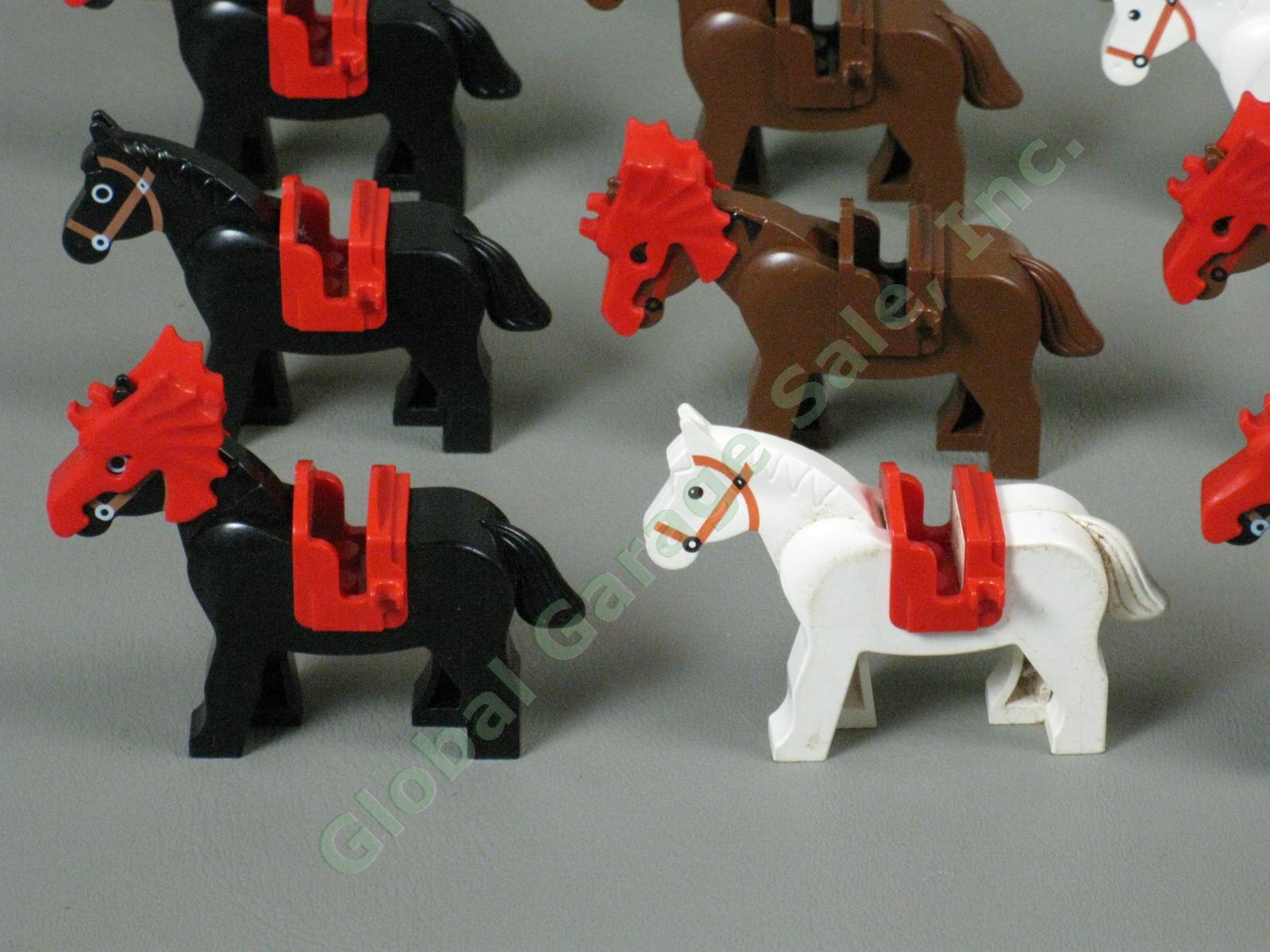 Huge Lot 29 Lego Horse Figure Minifigure Set Black White Brown Barding Saddle NR 3