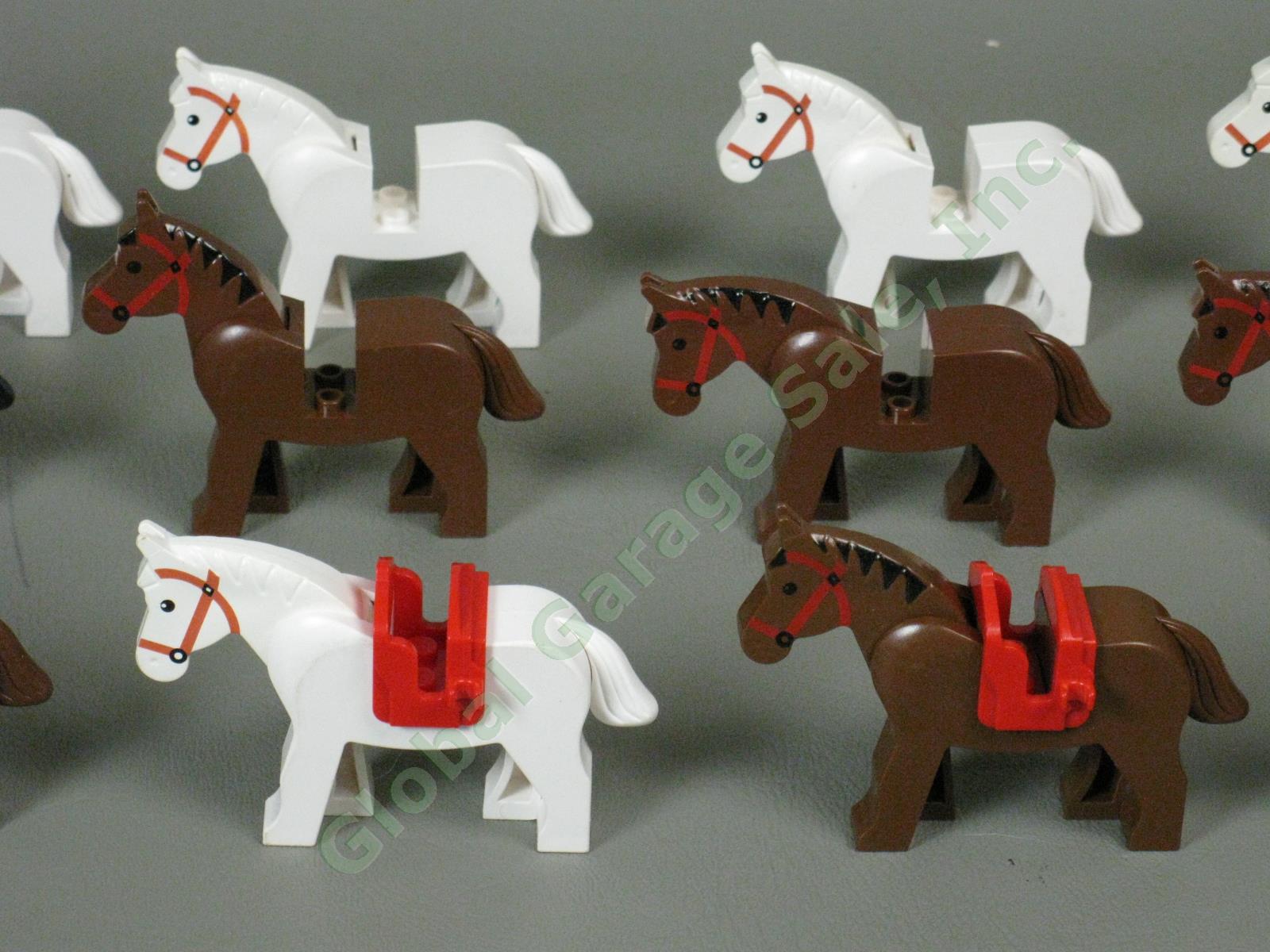 Huge Lot 29 Lego Horse Figure Minifigure Set Black White Brown Barding Saddle NR 5