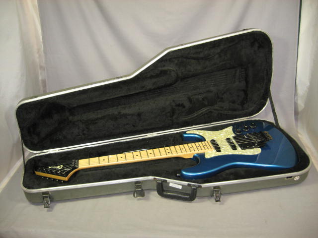 1988 Model 4 Charvel Electric Guitar Floyd Rose Tremolo