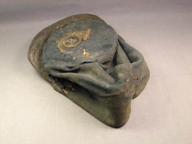 Antique Original VTG United States US Civil War Union Military Kepi Hat Cap Pin 4