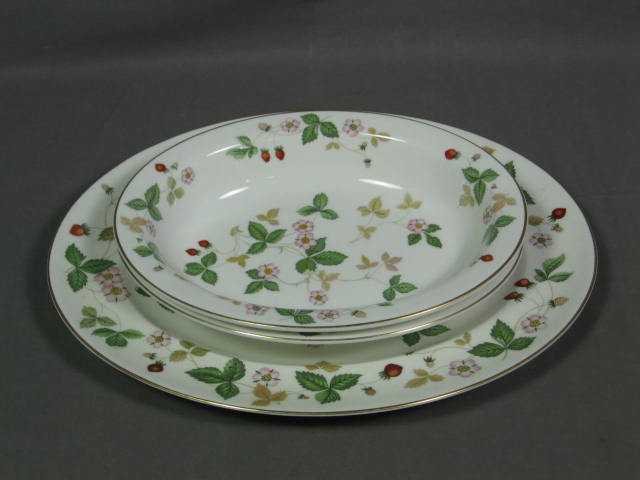 Vintage Wedgwood Wild Strawberry Platter +Serving Bowls