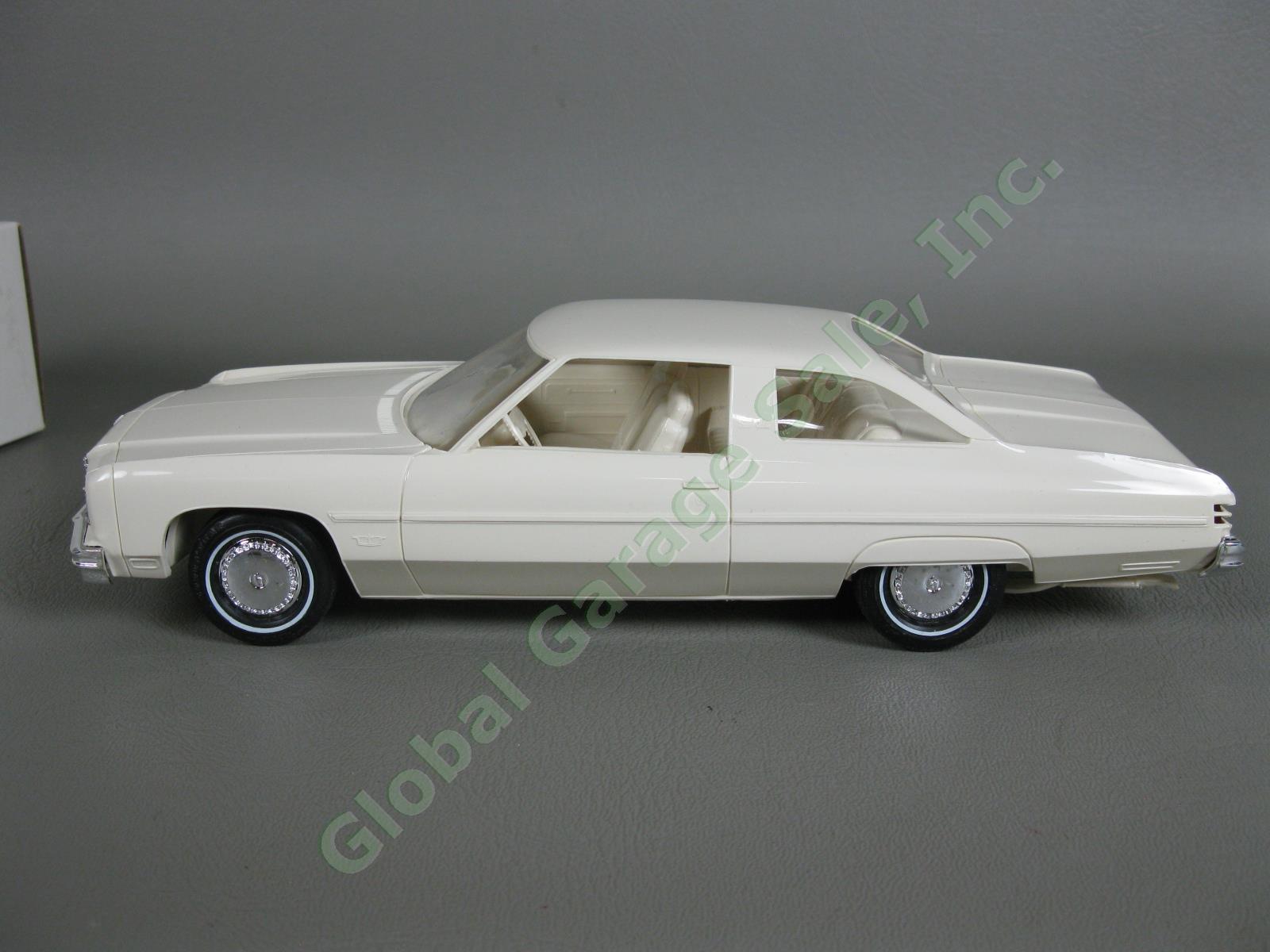 Original VTG 1976 Chevrolet Caprice Classic White Plastic Dealer Promo Model Car 1