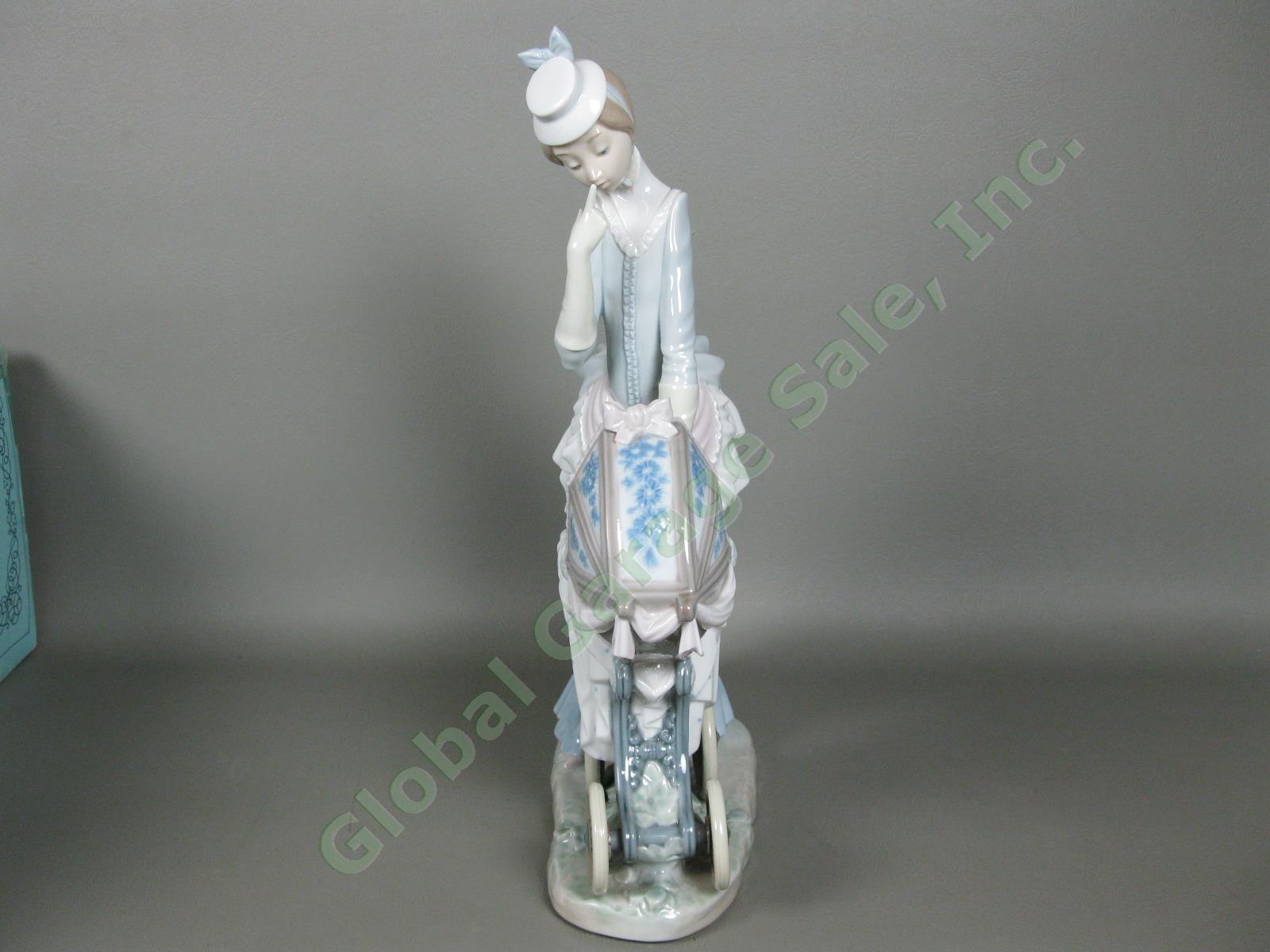 Lladro Large Babys Outing 4938 Figurine Mother Baby Carriage Stroller Mint w/Box 2