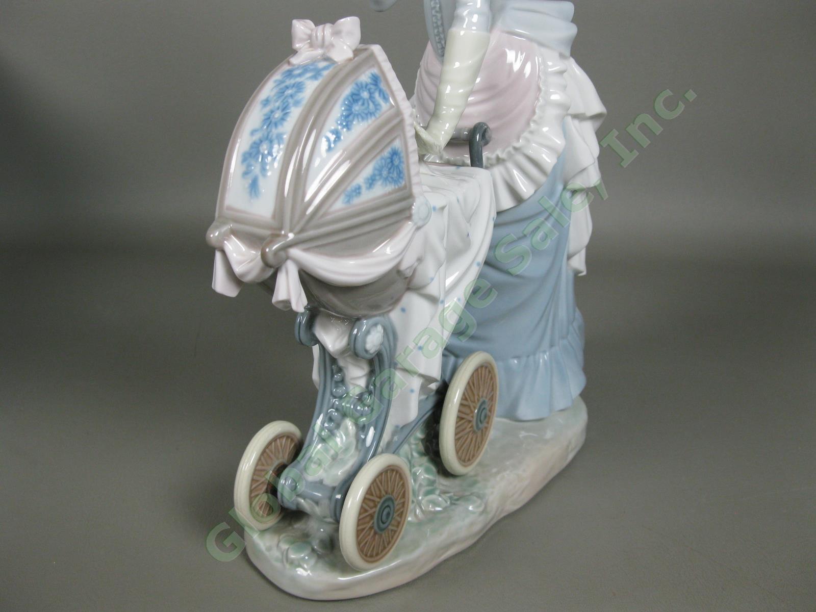 Lladro Large Babys Outing 4938 Figurine Mother Baby Carriage Stroller Mint w/Box 8