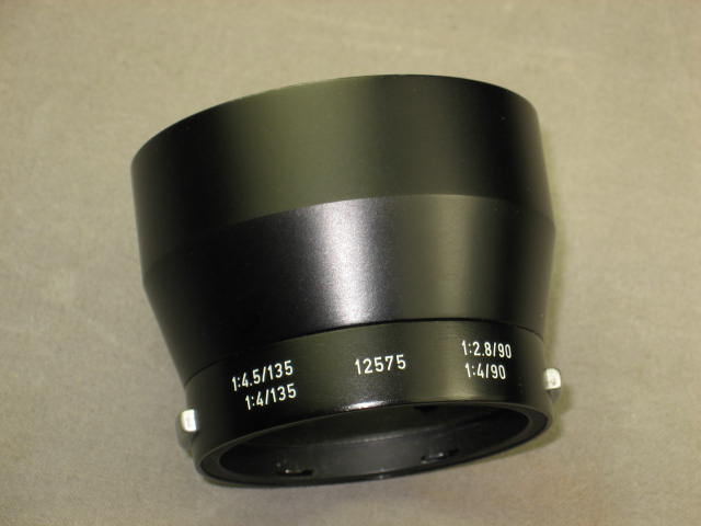 Leica Leitz Tele-Elmarit M f2.8 90mm Lens Black + Shade 7