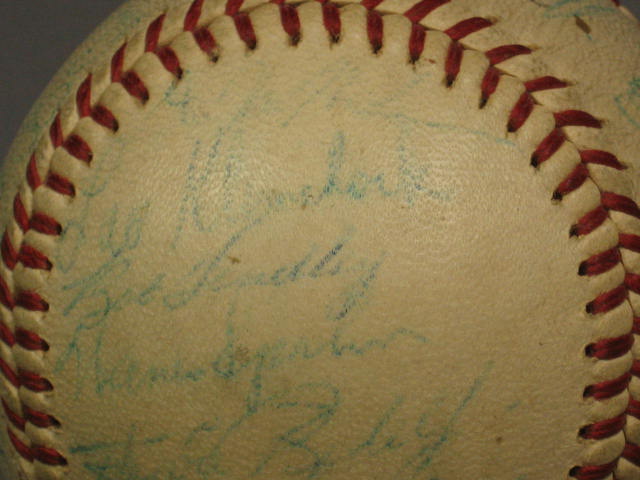 1962 Milwaukee Braves Team Hand Signed Ball Baseball NR 2