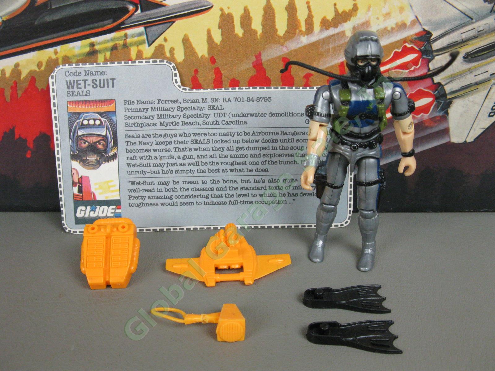 100% COMPLETE 1986 GI Joe Special Mission Brazil Wetsuit SEAL Diver Filecard NR