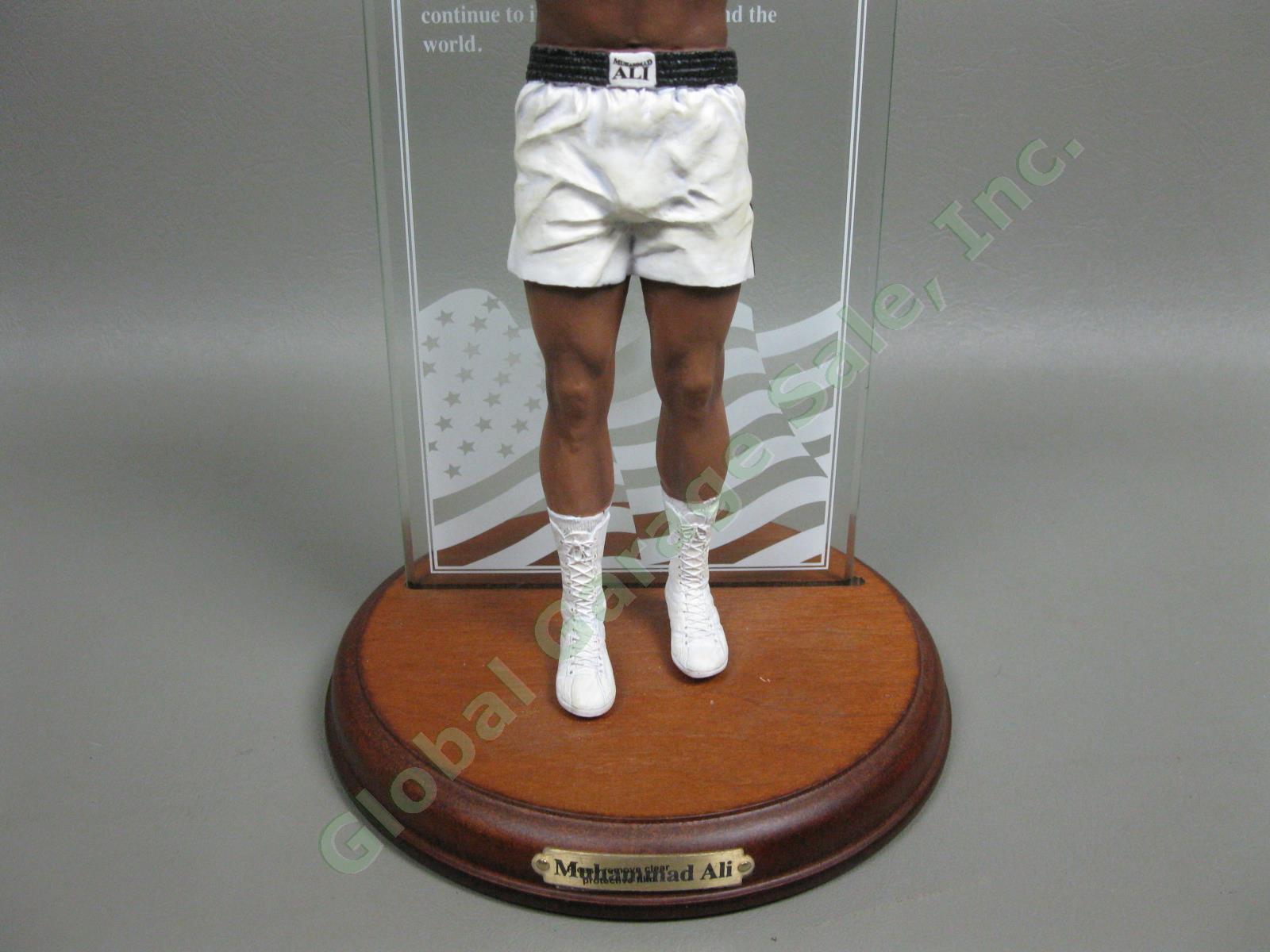 Muhammad Ali The Greatest 2014 Danbury Mint Boxing Figurine Glass Panel #2109 NR 2