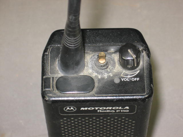 6 UHF VHF Radios Lot Motorola P110 HT90 Maxon +Chargers 7