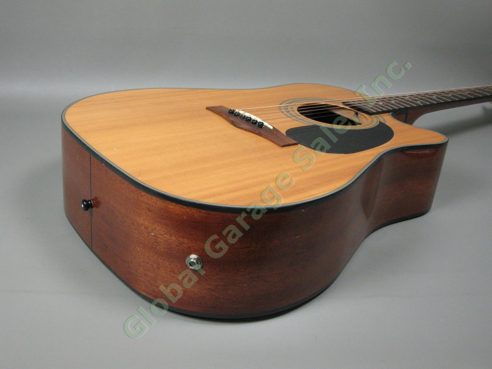 Fender Starcaster Acoustic Electric Cutaway Guitar 6