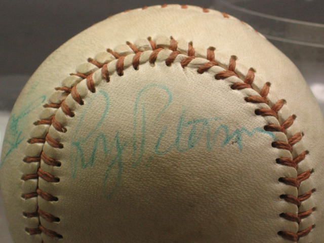 Roger Maris Signed NY Yankees Baseball Autograph Ball 3