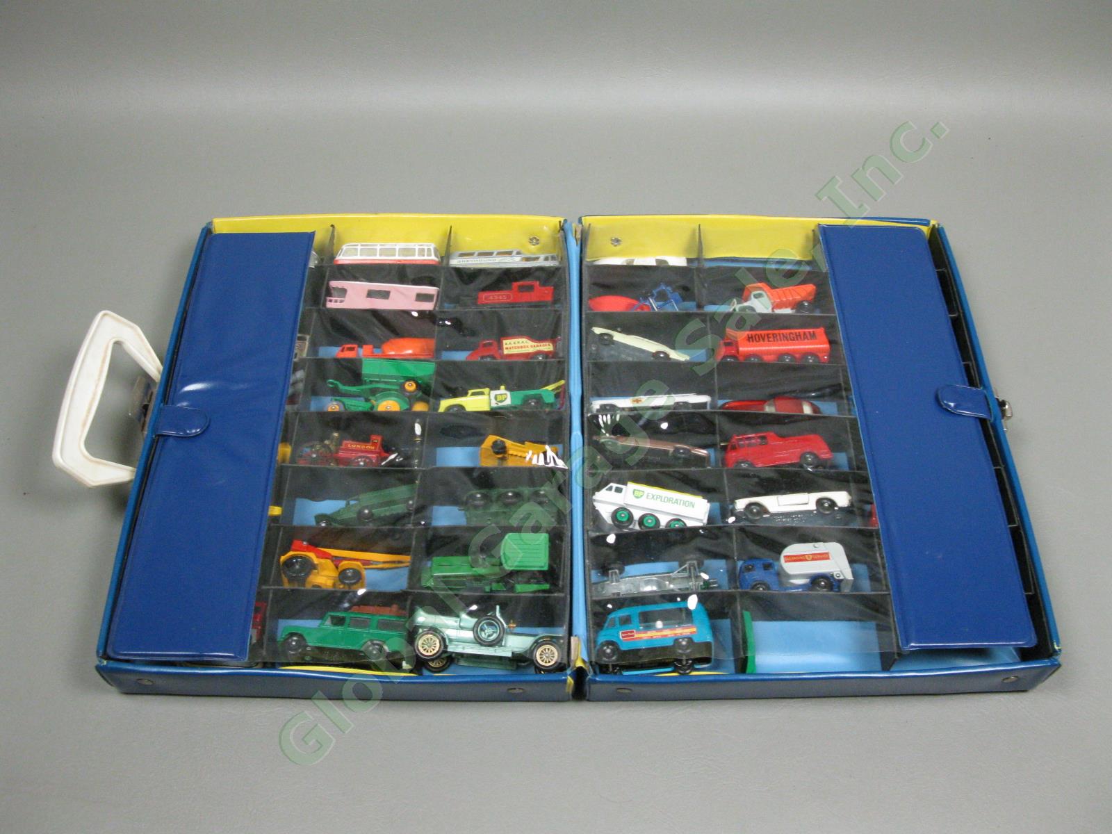 44 Vintage 1950s-1960s Lesney Matchbox Moko Toy Car Lot + Carrying Case EXC COND 1
