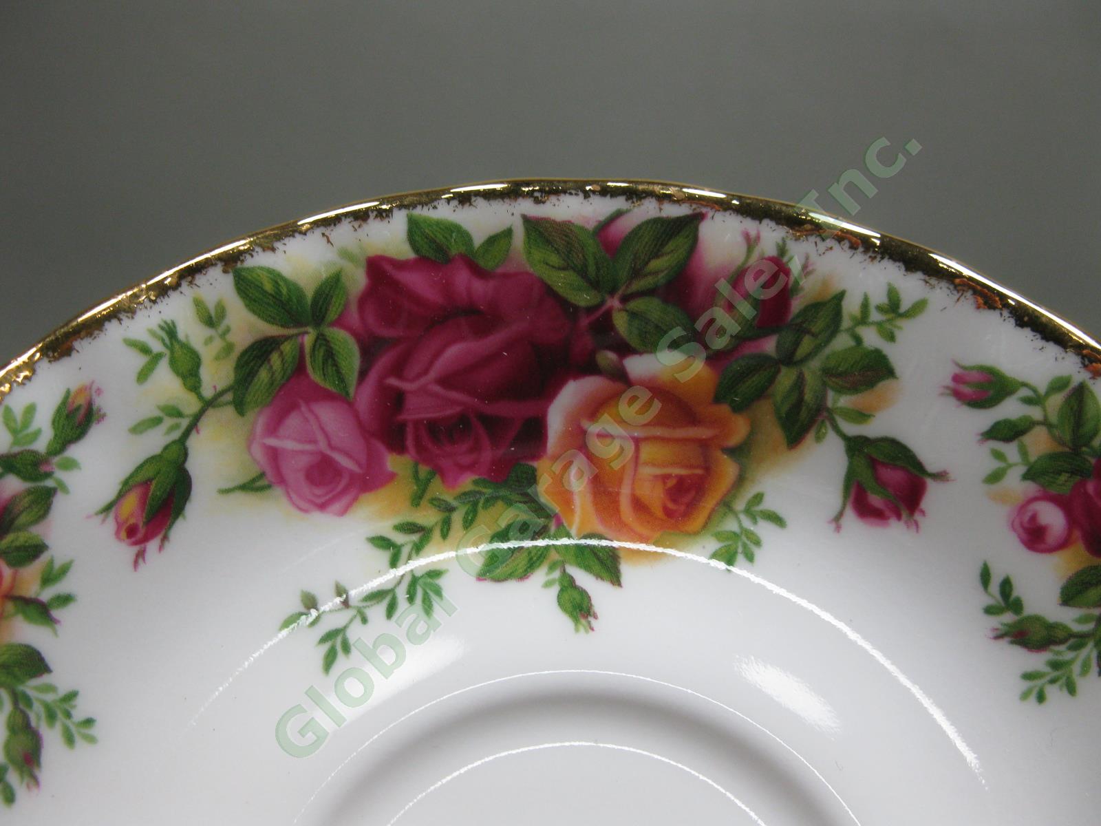 8 Royal Albert Old Country Roses Footed Tea Cup/Saucer Gold Trim Bone China Set 8