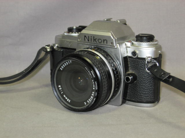 Nikon FG SLR 28mm f/2.8 50mm f/1.8 70-210mm f/4 Lens + 1