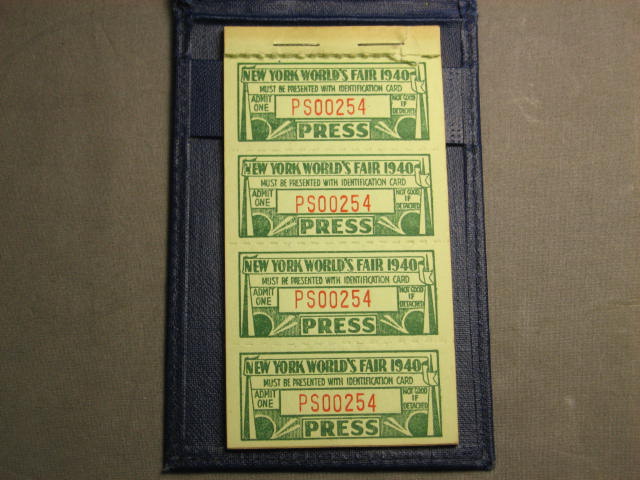 1939 1940 NY Worlds Fair Media Press Pass Pin Charm Set 8