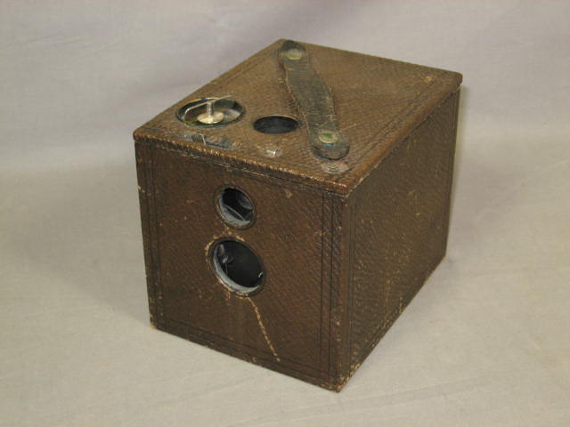 Antique Kodak No 2 Bulls-Eye Green Brownie Box Cameras 1