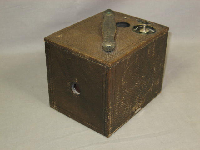 Antique Kodak No 2 Bulls-Eye Green Brownie Box Cameras 2