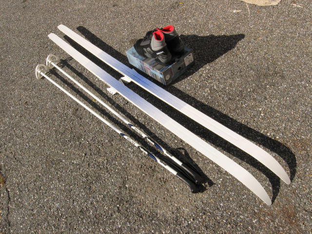 NEW Peltonen Altura 200cm Cross Country XC Skis Boots 5