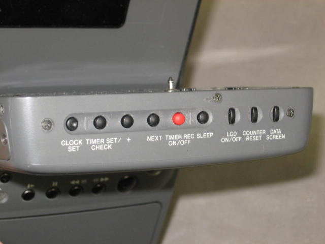 Sony GV-200 GV200 Video 8 8mm TV Recorder Walkman NTSC 5