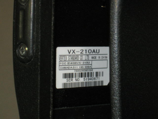 2 Vertex VX-210AU 16 Ch Portable UHF Radios + Chargers 3