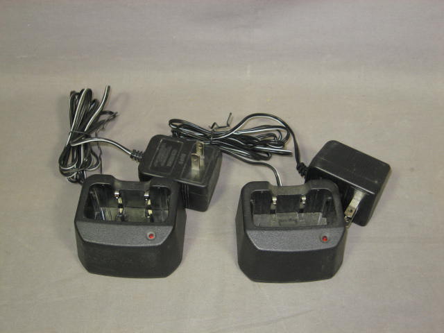 2 Vertex VX-210AU 16 Ch Portable UHF Radios + Chargers 6