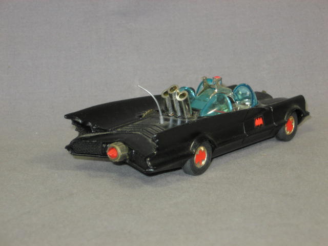 Vintage Corgi Toys Diecast Batmobile Batman Car Red Hub 4