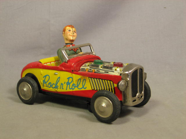 Vintage Rock N Roll Dream Boat Hot Rod H12 Metal Tin Litho Battery Toy Car NR 1