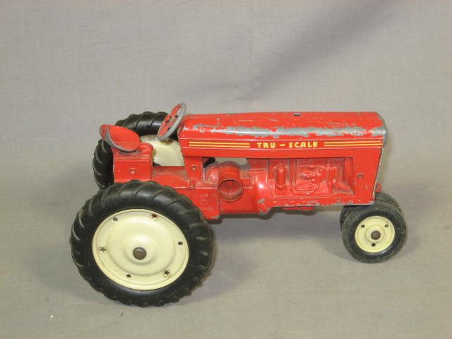 7 Vintage Farm Toy MM Hubley Tru-Scale Tractor Spreader Hay Elevator Wagon More 5