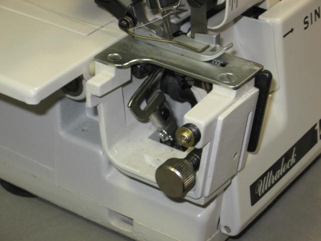 Singer 14U64A 14U 64A Ultralock Serger Sewing Machine + 3