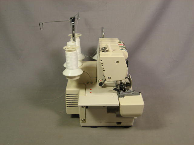 Singer 14U64A 14U 64A Ultralock Serger Sewing Machine + 10