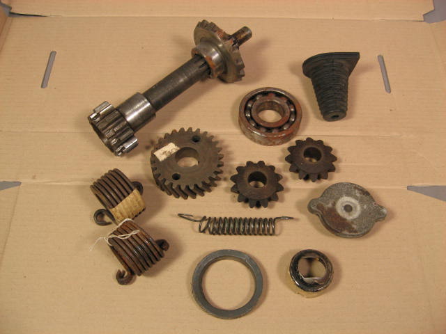 Vintage 1929 Chevy Clutch Assembly Transmission Parts + 3