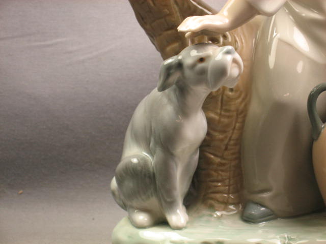 Vintage Retired Lladro Caress And Rest 1246 Girl Resting Petting Dog Figurine 2