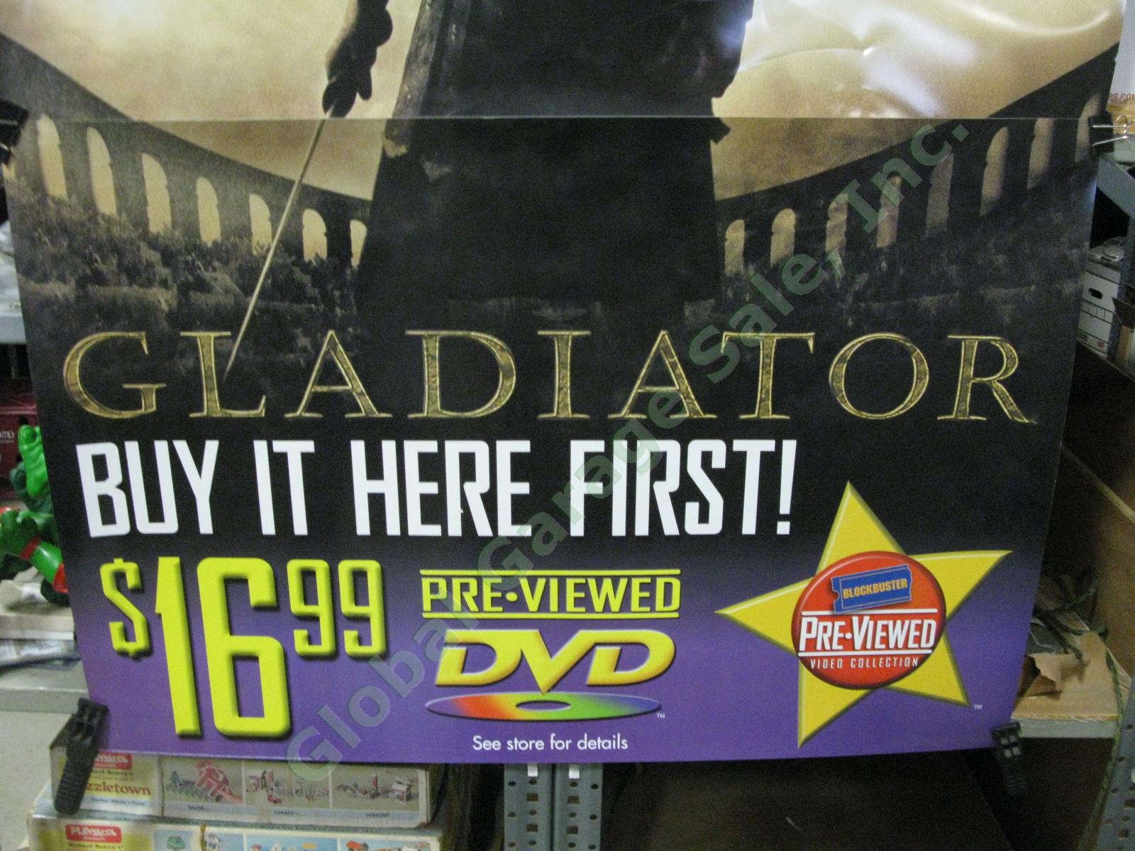 GLADIATOR Original Blockbuster Movie Store 2-Piece Display Poster Maximus Crowe 2
