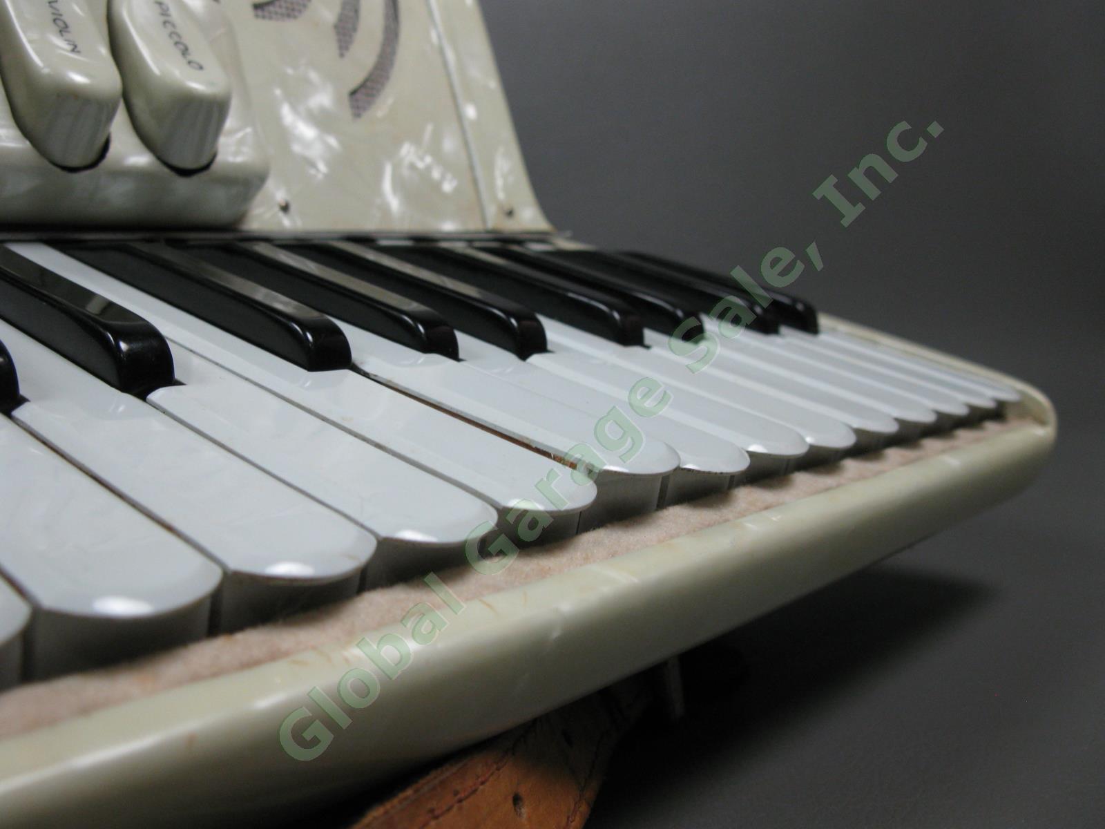 RARE Vintage White Pollina Piano Accordion 41/120 Treble Bass Keyboard Hard Case 6