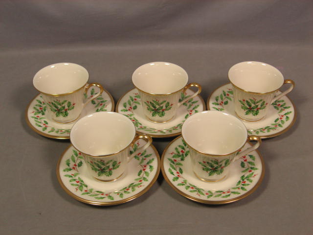 5 Vintage Lenox Holiday Holly Coffee Tea Cups + Saucers