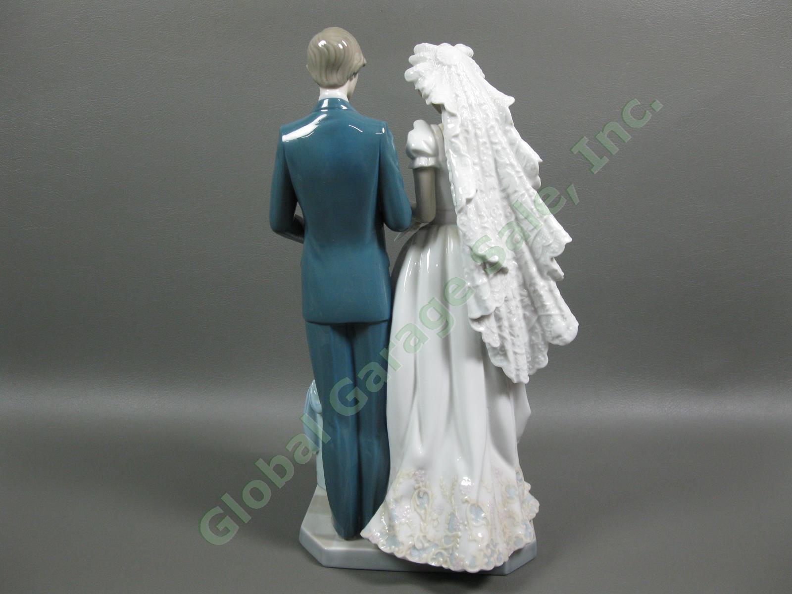 Retired LLadro 5587 Wedding Day Cake Bride Groom Large 13" Porcelain Figurine 3