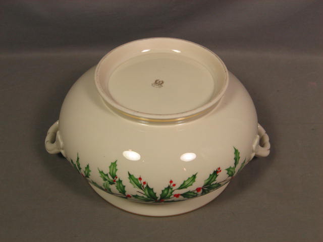 Vintage Lenox Holiday Holly 24K Gold Soup Tureen + Lid 5
