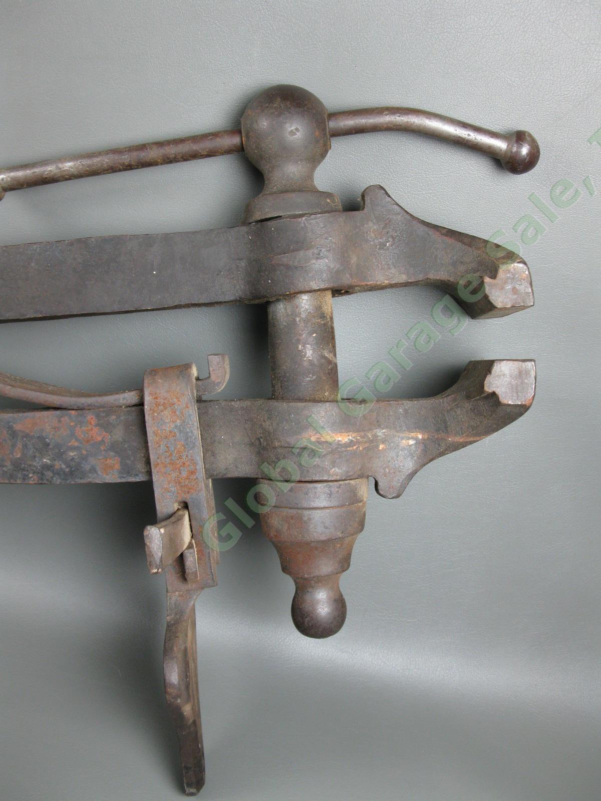 VTG Antique Blacksmith #2 Post Leg Vise 4 1/2" Jaw Clamp 53 lb Anvil Tool Forge 1
