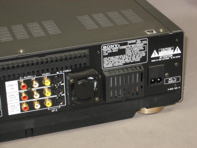 Sony DHR-1000 MiniDV DVCAM Digital VCR Deck Recorder NR 6