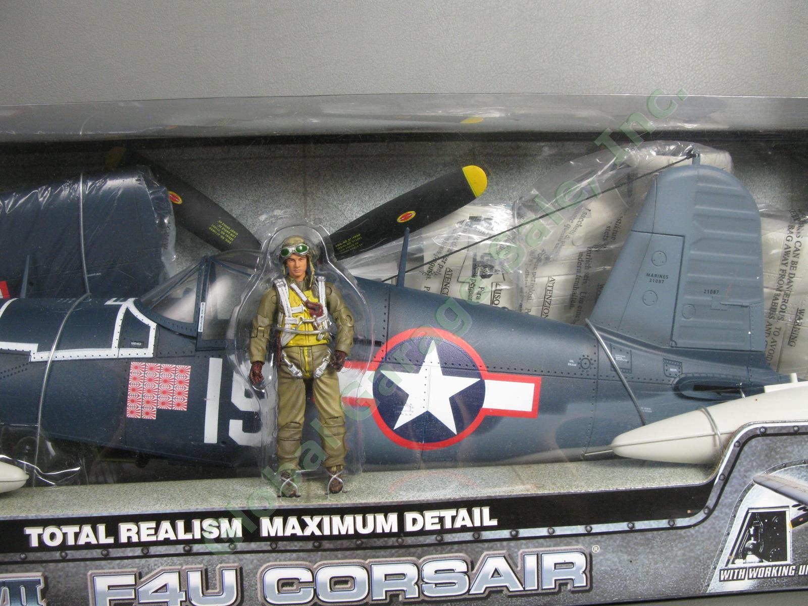 Elite Force WWII F4U Corsair 1:18 Scale Daisy June Model Toy Fighter Airplane NR 2