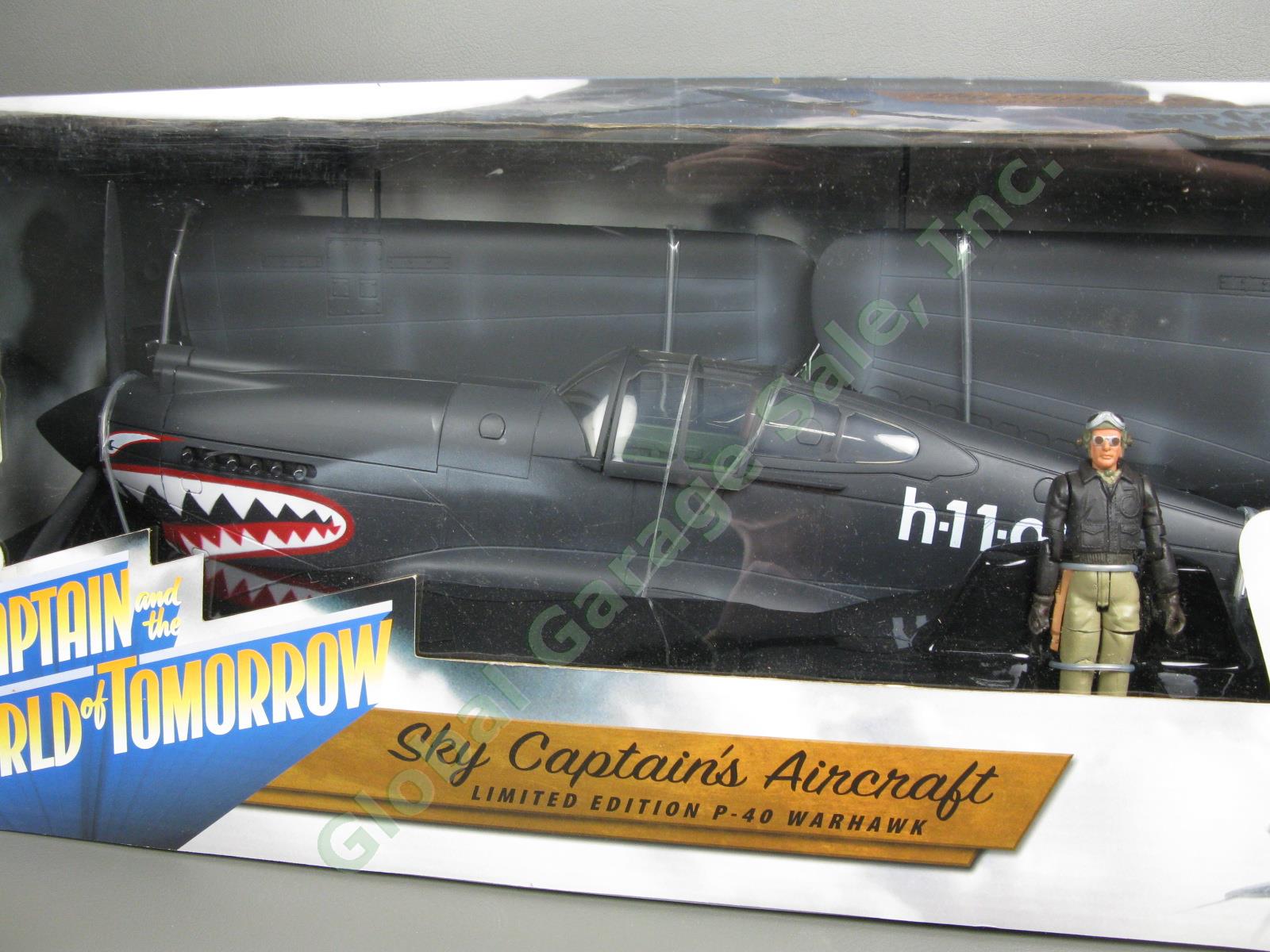 21st Century Toys Ultimate Soldier Sky Captain & the World of Tomorrow P-40 1/32 